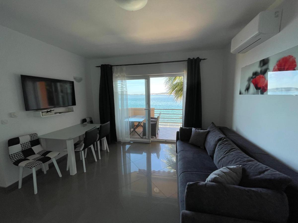 Apartments Sime Бибинє Екстер'єр фото