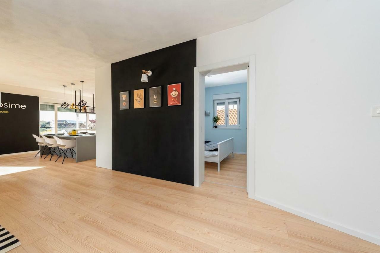 Apartments Sime Бибинє Екстер'єр фото